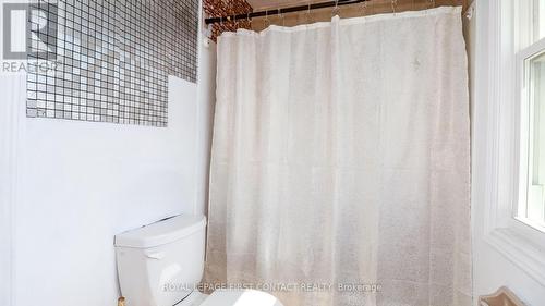 50 Patton Road, Barrie (Painswick North), ON - Indoor Photo Showing Bathroom