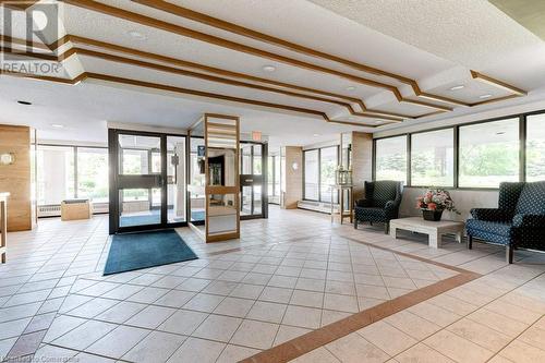 5250 Lakeshore Road Unit# 2006, Burlington, ON - Indoor Photo Showing Other Room