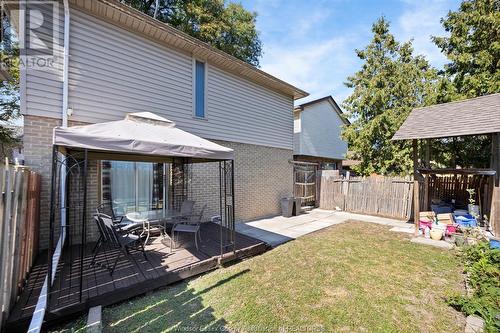 8485 Darlington Crescent, Windsor, ON - Outdoor With Exterior