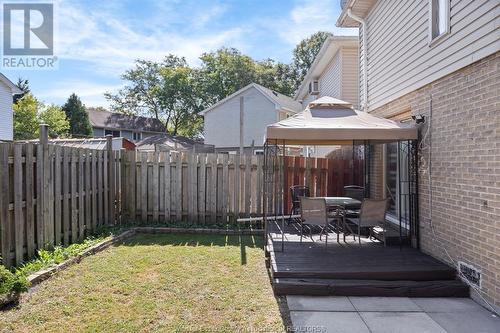 8485 Darlington Crescent, Windsor, ON - Outdoor