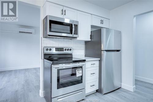 3150 Peter Unit# 8, Windsor, ON - Indoor Photo Showing Kitchen With Stainless Steel Kitchen