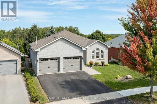 18 Todd Drive, Barrie, ON - Outdoor With Facade