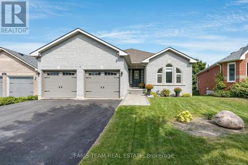 18 Todd Drive, Barrie, ON - Outdoor With Facade