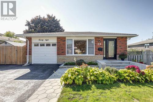 28 Warren Crescent, St. Thomas, ON - Outdoor