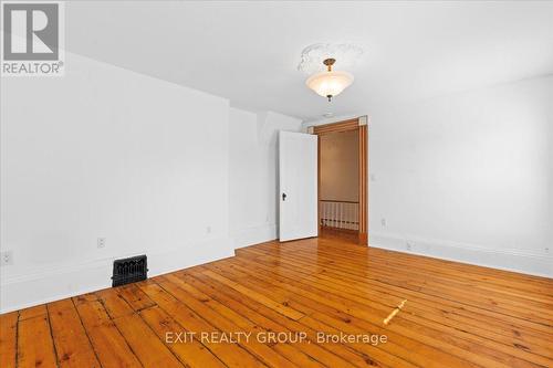 378 King Street W, Cobourg, ON - Indoor Photo Showing Other Room