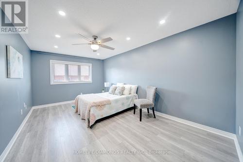 15 Turnhouse Crescent N, Markham, ON - Indoor Photo Showing Bedroom