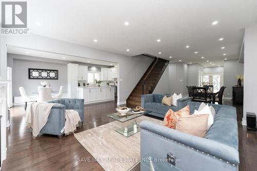 23 Warman Street, New Tecumseth, ON - Indoor Photo Showing Living Room