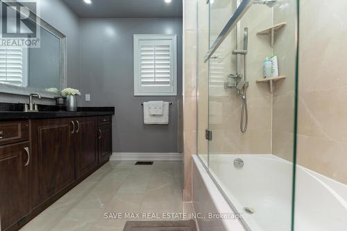 23 Warman Street, New Tecumseth, ON - Indoor Photo Showing Bathroom