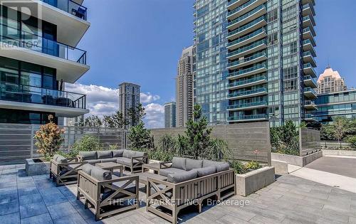 1809 - 4085 Parkside Village Drive, Mississauga (Creditview), ON - Outdoor With Facade