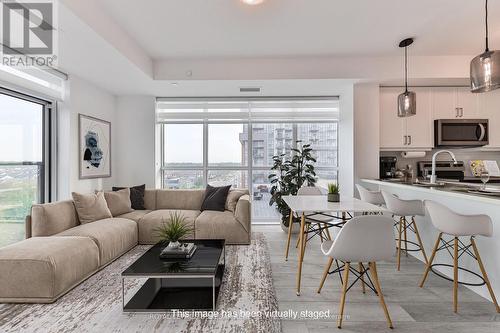 705 - 460 Dundas Street E, Hamilton, ON - Indoor Photo Showing Living Room