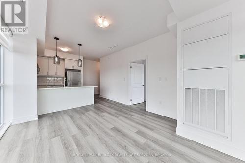 705 - 460 Dundas Street E, Hamilton, ON - Indoor Photo Showing Kitchen