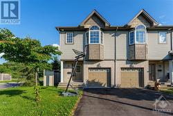 298 MACOUN CIRCLE  Ottawa, ON K1T 0H8