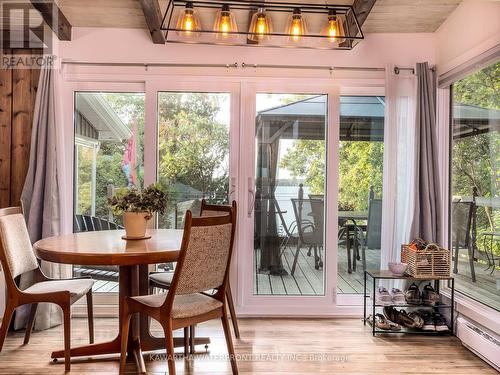 8 Daisy Trail, Kawartha Lakes, ON - Indoor Photo Showing Dining Room