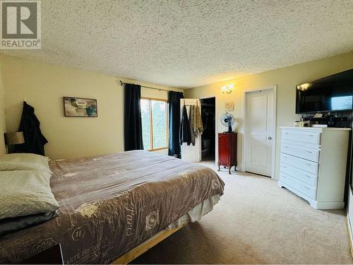 1620 168 Mile Road, Williams Lake, BC - Indoor Photo Showing Bedroom