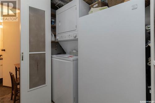 304 525 5Th Avenue N, Saskatoon, SK - Indoor Photo Showing Laundry Room