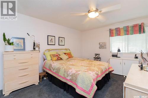 304 525 5Th Avenue N, Saskatoon, SK - Indoor Photo Showing Bedroom