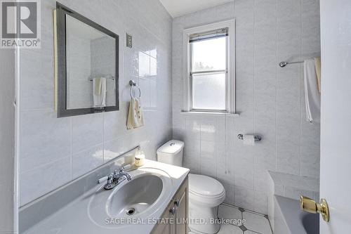 17 Elmont Drive, Toronto, ON - Indoor Photo Showing Bathroom