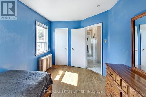 17 Elmont Drive, Toronto, ON - Indoor Photo Showing Bedroom