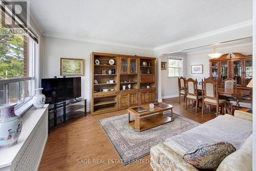 17 Elmont Drive, Toronto, ON - Indoor Photo Showing Living Room