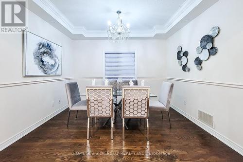 2336 Wuthering Heights Way, Oakville, ON - Indoor Photo Showing Dining Room