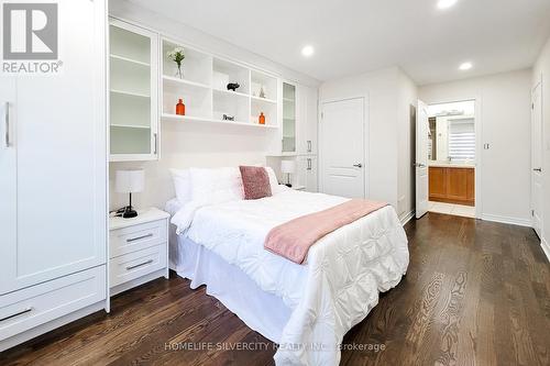 2336 Wuthering Heights Way, Oakville, ON - Indoor Photo Showing Bedroom