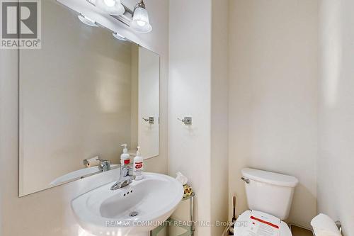 634 Grange Way, Peterborough, ON - Indoor Photo Showing Bathroom