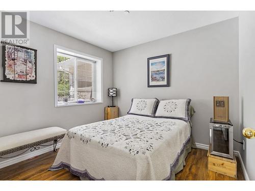 5227 Trepanier Bench Road, Peachland, BC - Indoor Photo Showing Bedroom