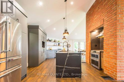 1190 County 3 Road, Prince Edward County (Ameliasburgh), ON - Indoor Photo Showing Kitchen With Upgraded Kitchen