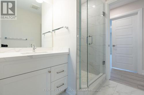 241 Leitch Street, Dutton/Dunwich (Dutton), ON - Indoor Photo Showing Bathroom