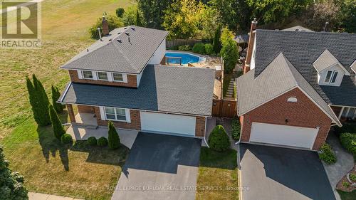 2090 Deer Run Avenue, Burlington, ON - Outdoor