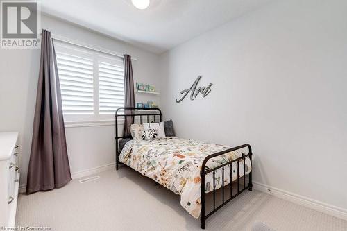 171 Westbank Trail, Stoney Creek, ON - Indoor Photo Showing Bedroom