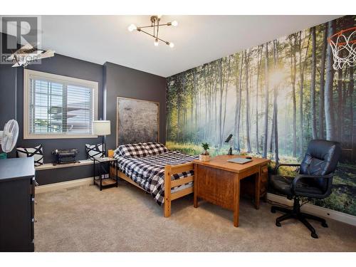 369 Farron Court, Kelowna, BC - Indoor Photo Showing Bedroom