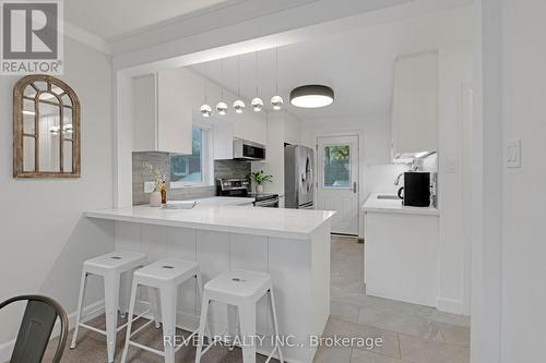 1508 Pharmacy Avenue, Toronto, ON - Indoor Photo Showing Kitchen