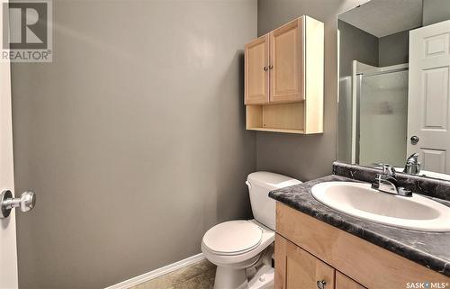 14 2751 Windsor Park Road, Regina, SK - Indoor Photo Showing Bathroom