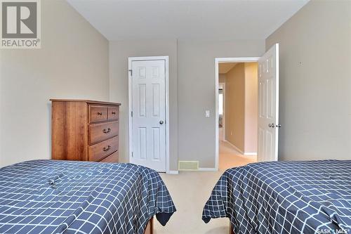 14 2751 Windsor Park Road, Regina, SK - Indoor Photo Showing Bedroom