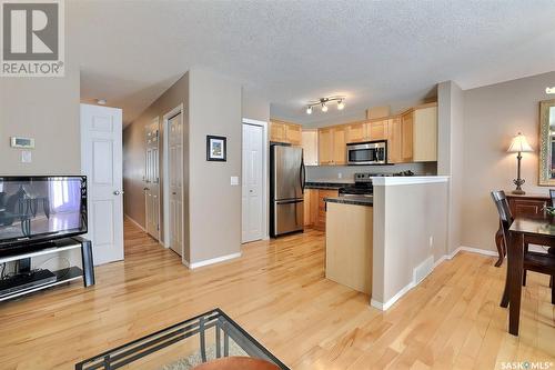 14 2751 Windsor Park Road, Regina, SK - Indoor Photo Showing Kitchen