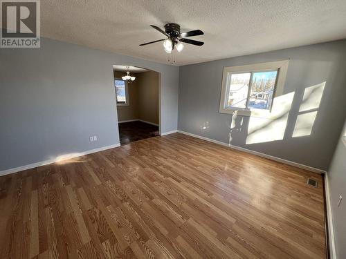 3904 E 53 Avenue, Fort Nelson, BC - Indoor Photo Showing Other Room