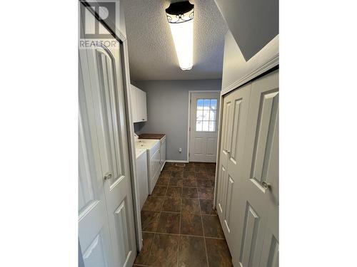 3904 E 53 Avenue, Fort Nelson, BC - Indoor Photo Showing Other Room