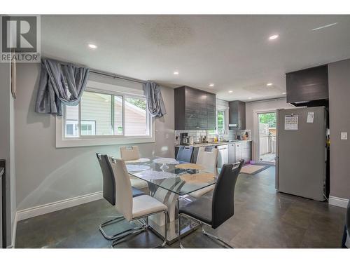 2451 Lisgar Crescent, Prince George, BC - Indoor Photo Showing Dining Room