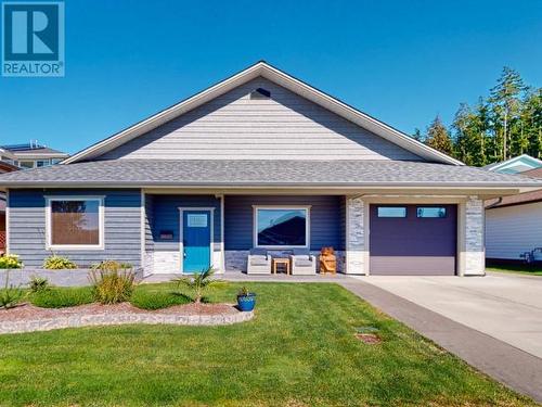 5410 Hemlock Street, Powell River, BC - Outdoor With Facade