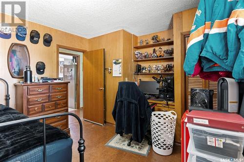 609 King Street, Imperial, SK - Indoor