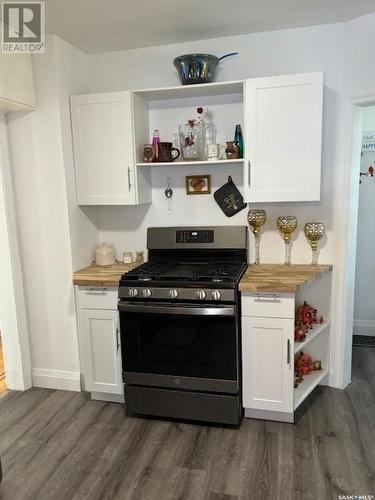 236 1St Avenue E, Canora, SK - Indoor Photo Showing Kitchen