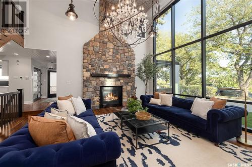 1024 Spadina Crescent E, Saskatoon, SK - Indoor Photo Showing Living Room With Fireplace