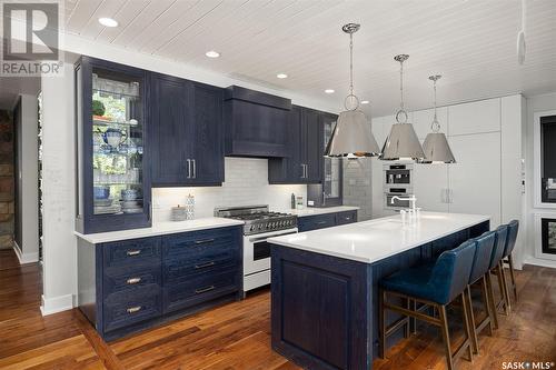 1024 Spadina Crescent E, Saskatoon, SK - Indoor Photo Showing Kitchen With Upgraded Kitchen