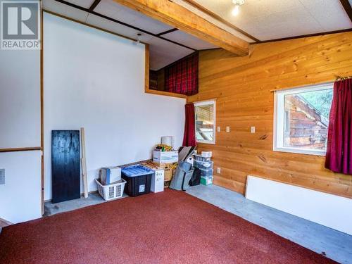 24 Silver Trail, Mayo, YT - Indoor Photo Showing Other Room