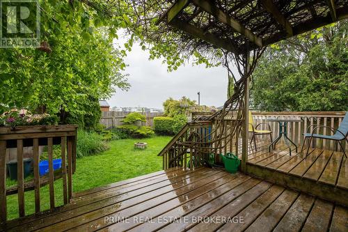 47 Barnes Street, St. Thomas, ON - Outdoor With Deck Patio Veranda