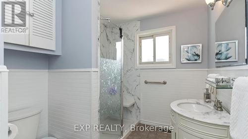 6 Genevive Crescent, London, ON - Indoor Photo Showing Bathroom