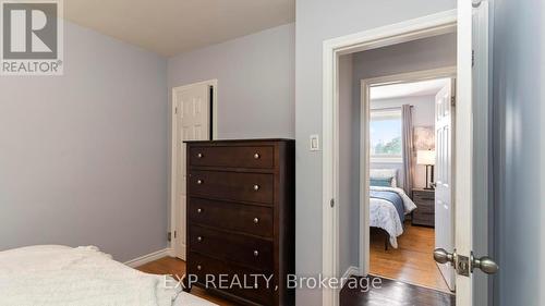 6 Genevive Crescent, London, ON - Indoor Photo Showing Bedroom