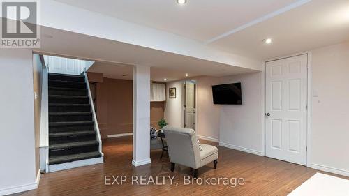 6 Genevive Crescent, London, ON - Indoor Photo Showing Other Room