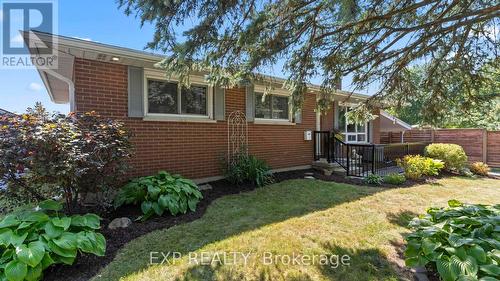 6 Genevive Crescent, London, ON - Outdoor